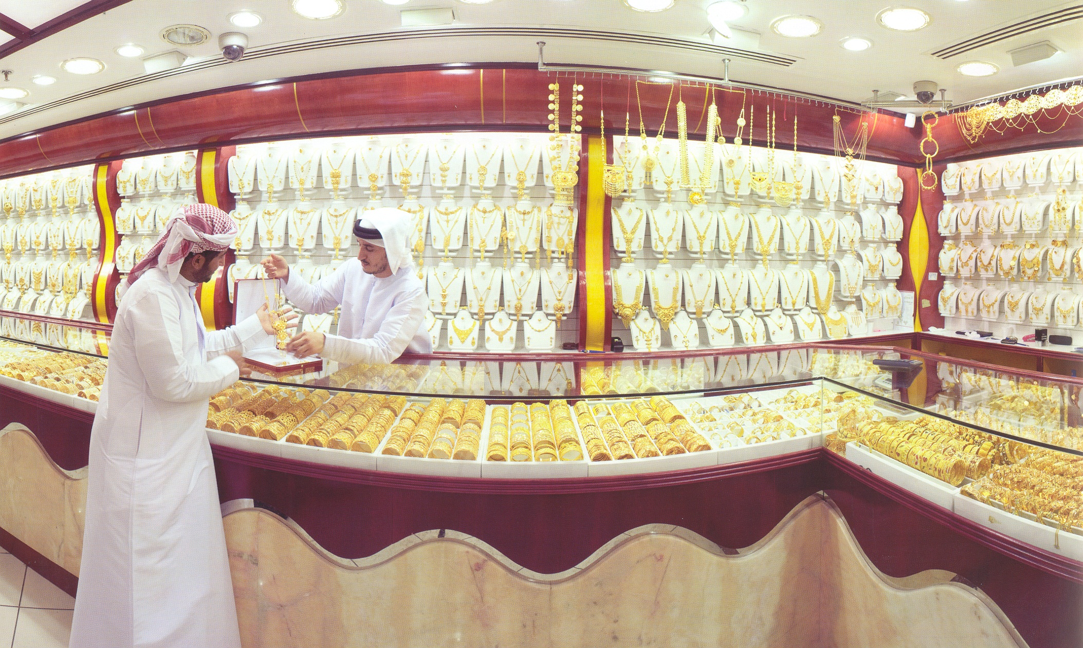 黄金城内一金店